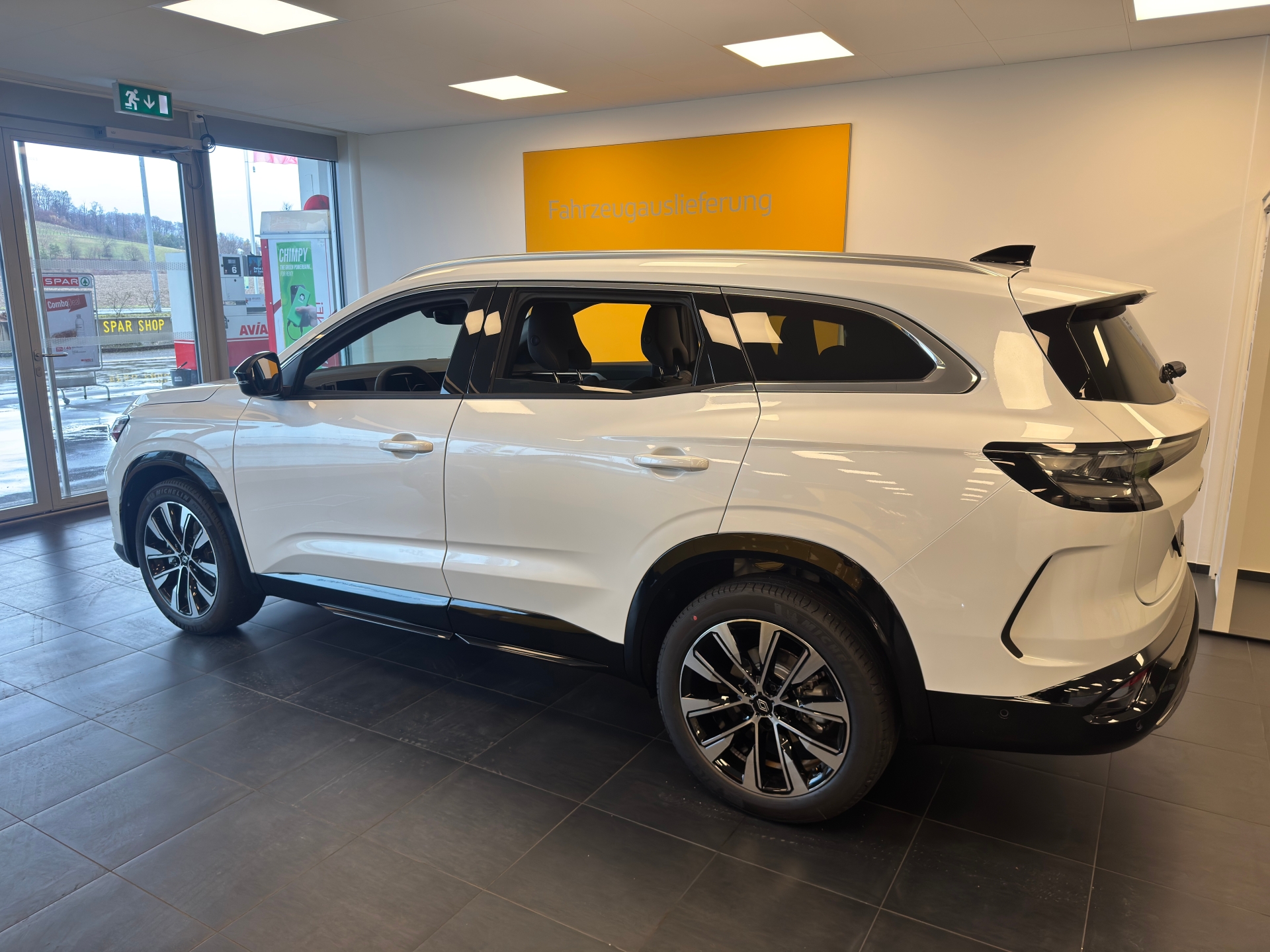 RENAULT Espace Full Hybrid E-Tech-image-3