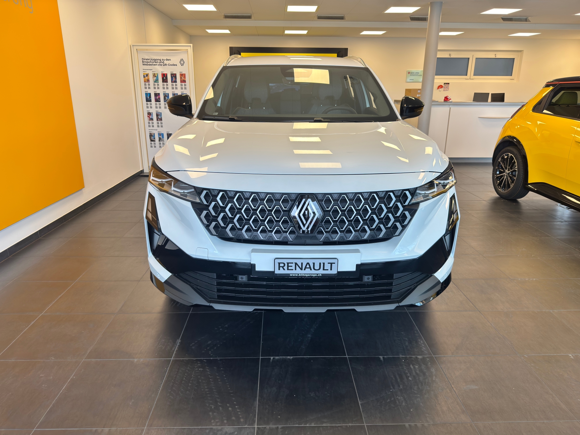 RENAULT Espace Full Hybrid E-Tech-image-1