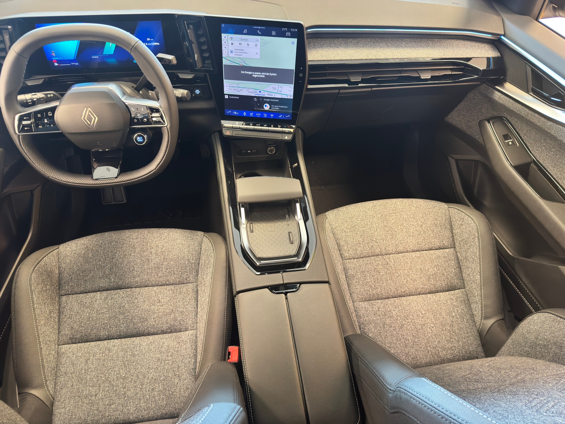 RENAULT Espace Full Hybrid E-Tech-image-6