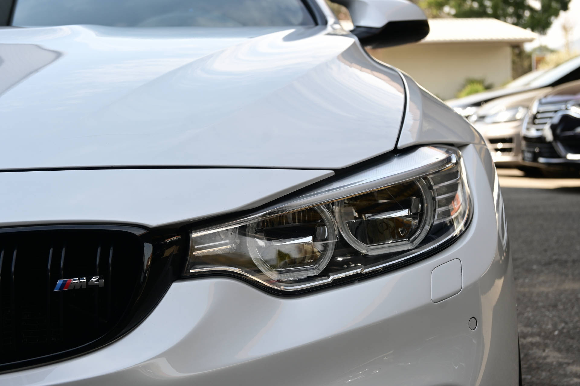 BMW M4 Coupé-image-3