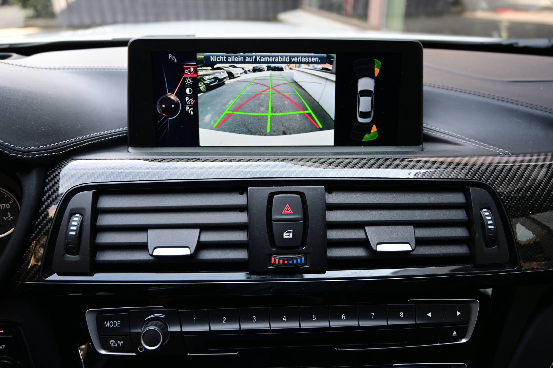 BMW M4 Coupé-image-16