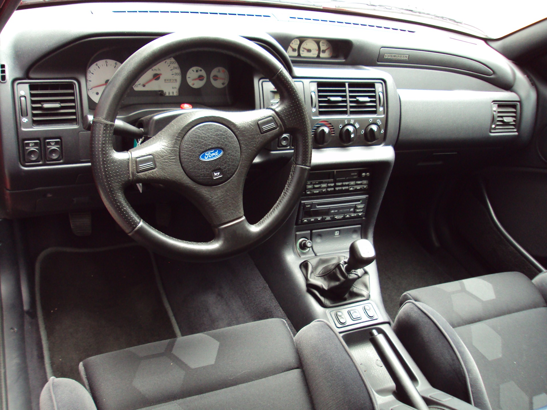 FORD Escort 2.0i RS Cosworth-image-4