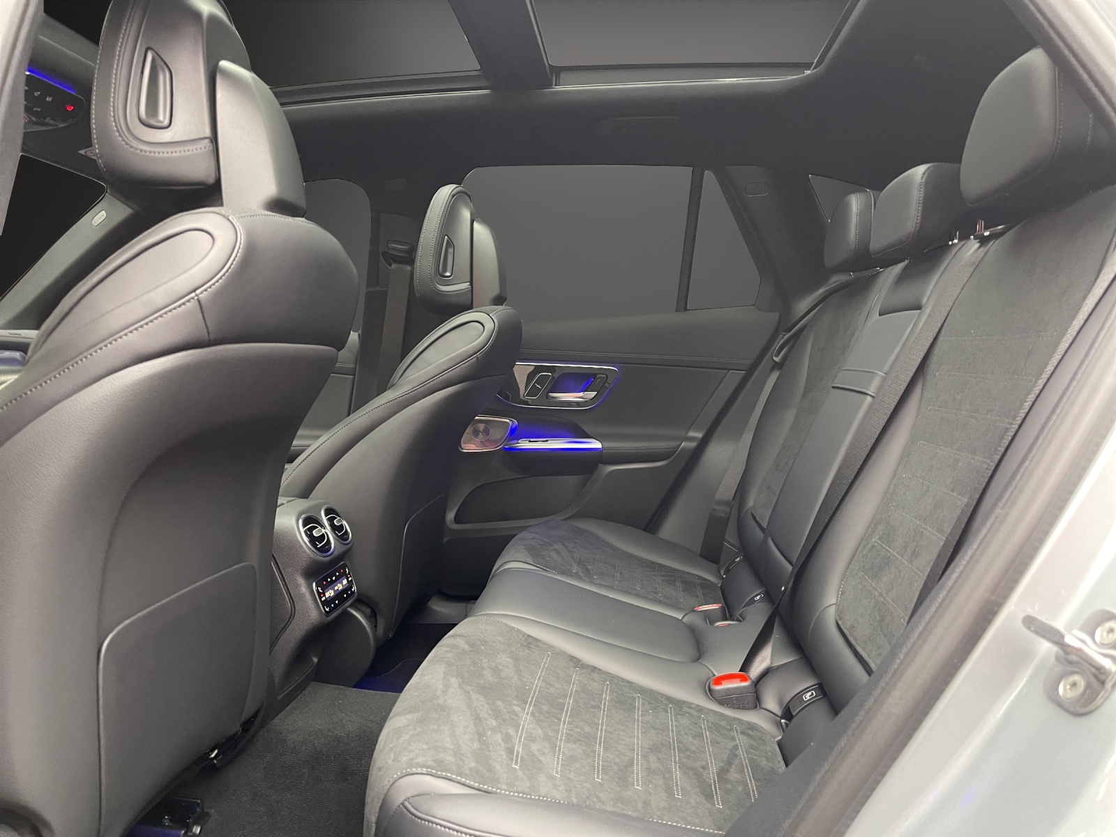MERCEDES-BENZ GLC 400 e 4M EQ-STAR 9G-Tronic-image-10