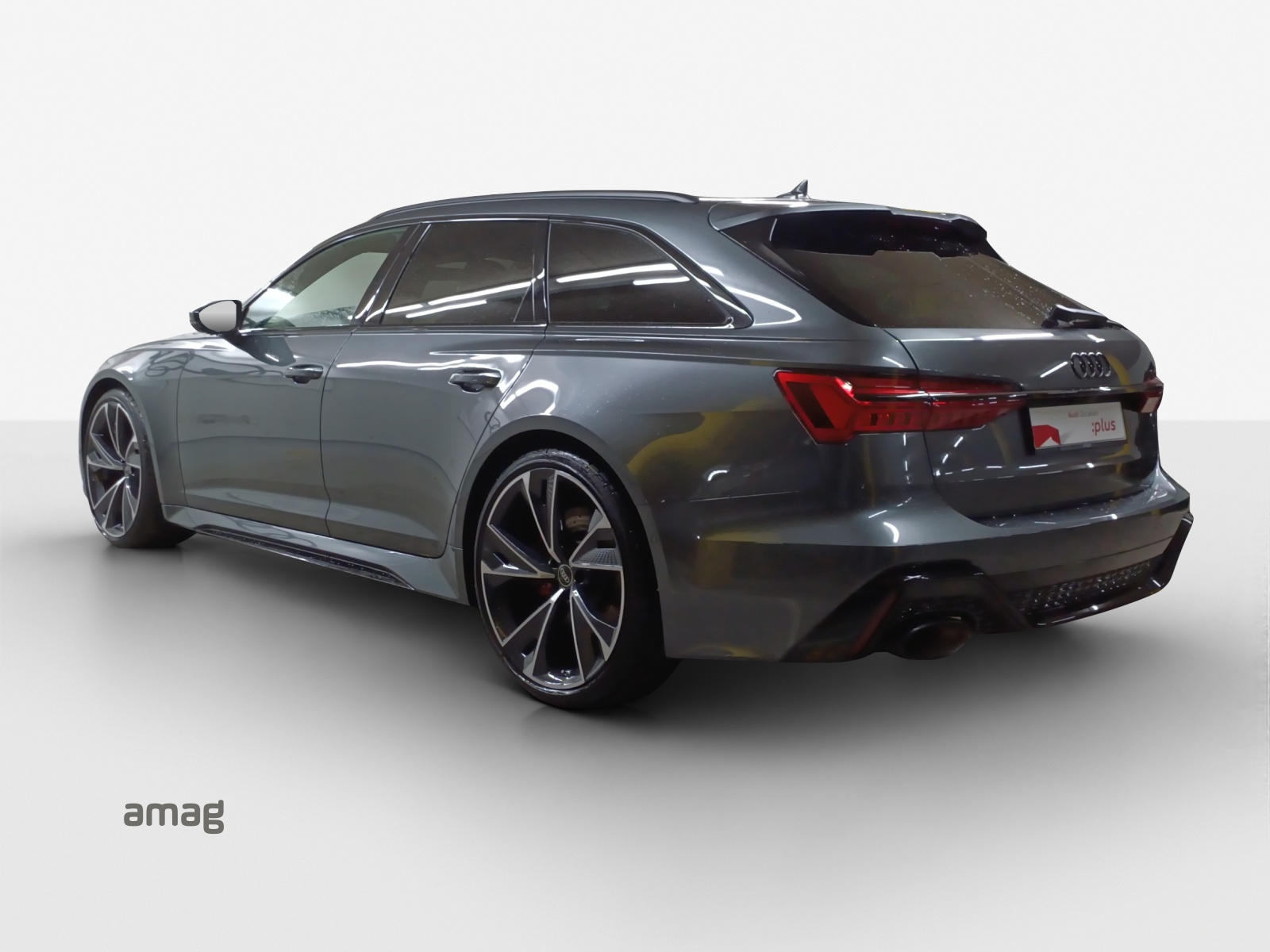 AUDI RS6 Avant 4.0 TFSI V8 quattro-image-2
