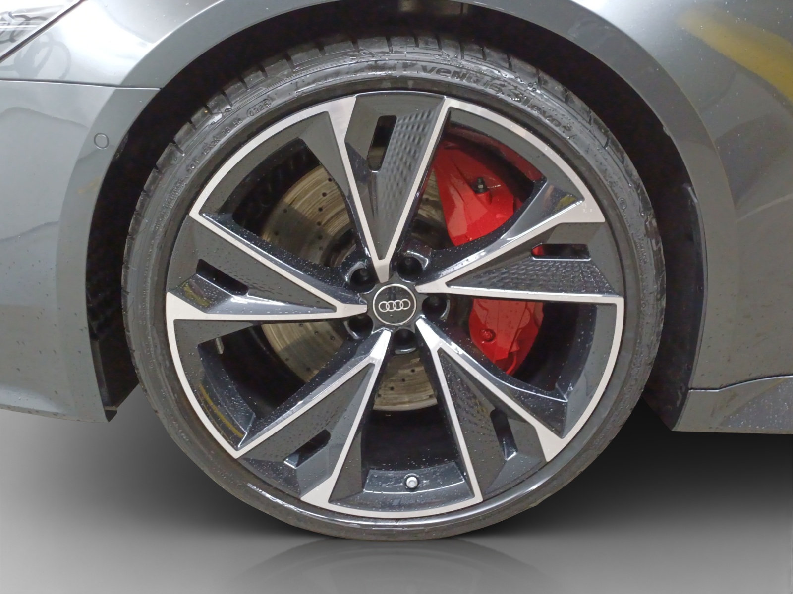AUDI RS6 Avant 4.0 TFSI V8 quattro-image-15