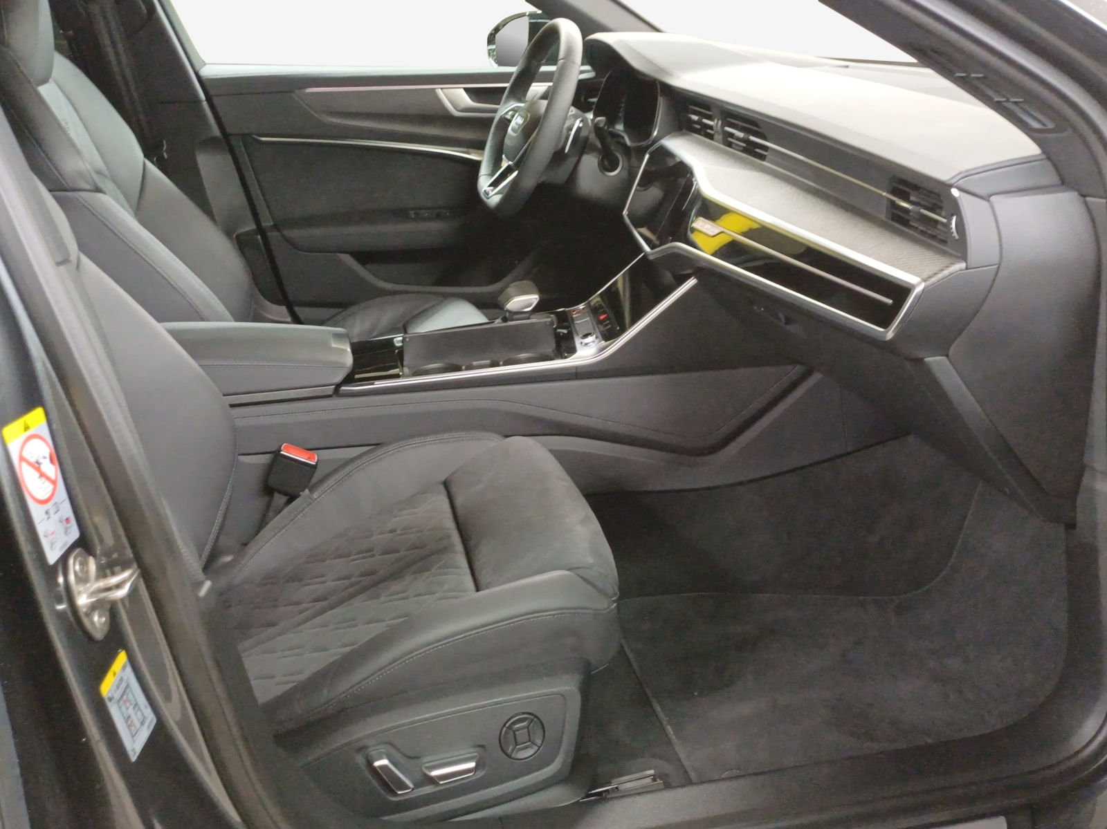 AUDI RS6 Avant 4.0 TFSI V8 quattro-image-13