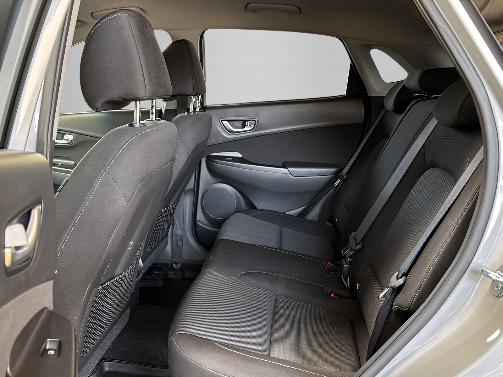 HYUNDAI Kona 1.6 T-GDi Amplia 4WD-image-11