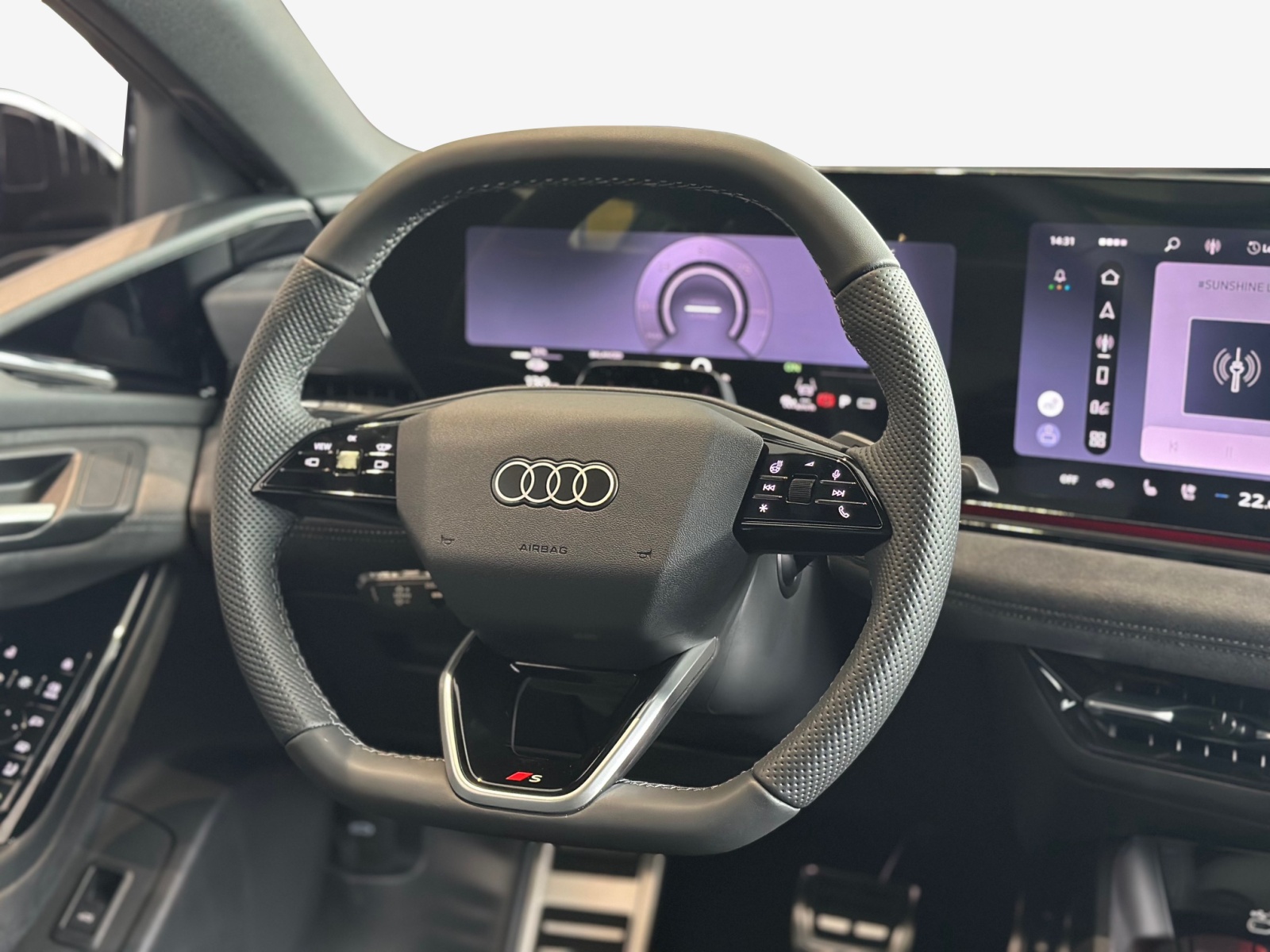 AUDI S6 Sportback e-tron quattro-image-9