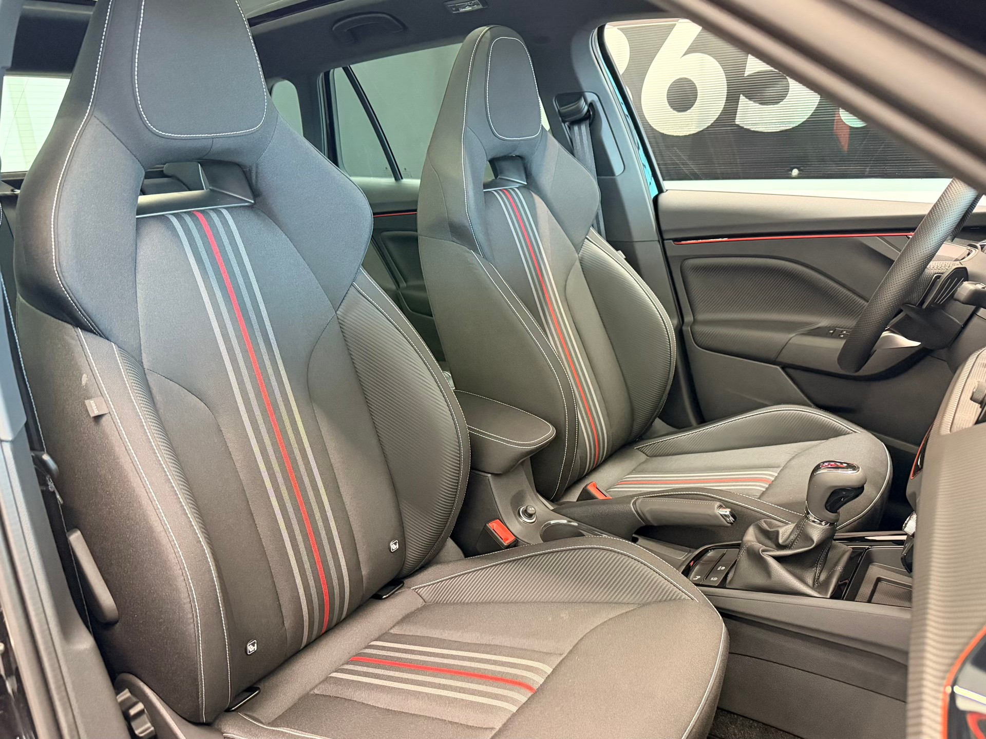 SKODA Kamiq 1.5 TSI Monte Carlo DSG-image-22