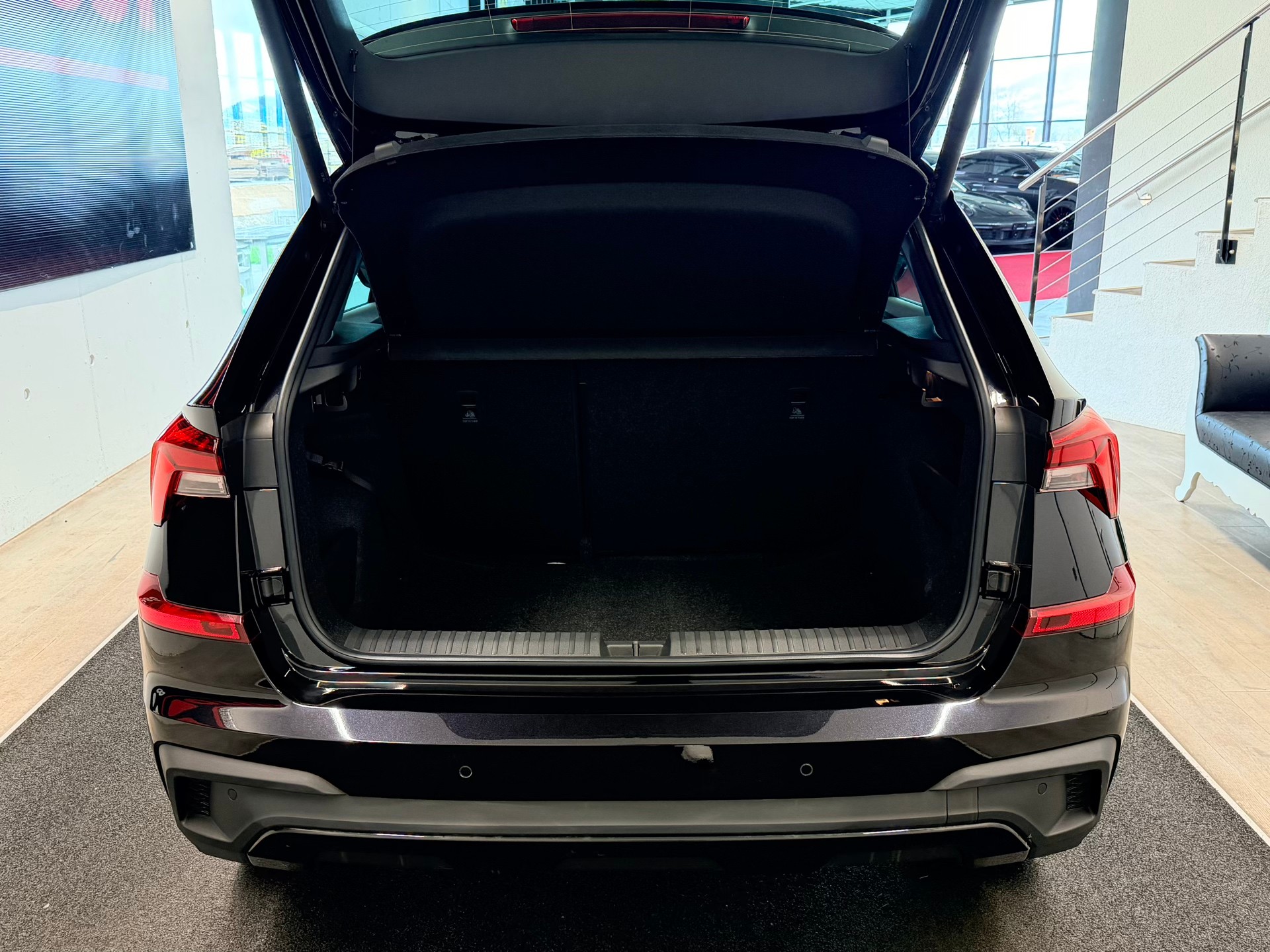 SKODA Kamiq 1.5 TSI Monte Carlo DSG-image-8