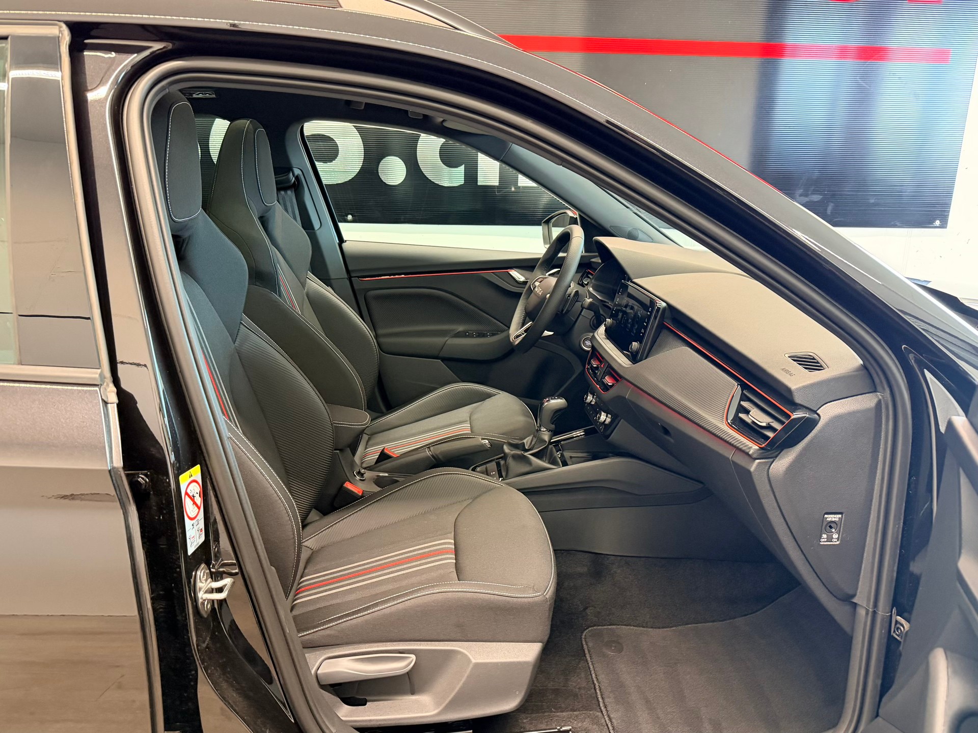 SKODA Kamiq 1.5 TSI Monte Carlo DSG-image-21