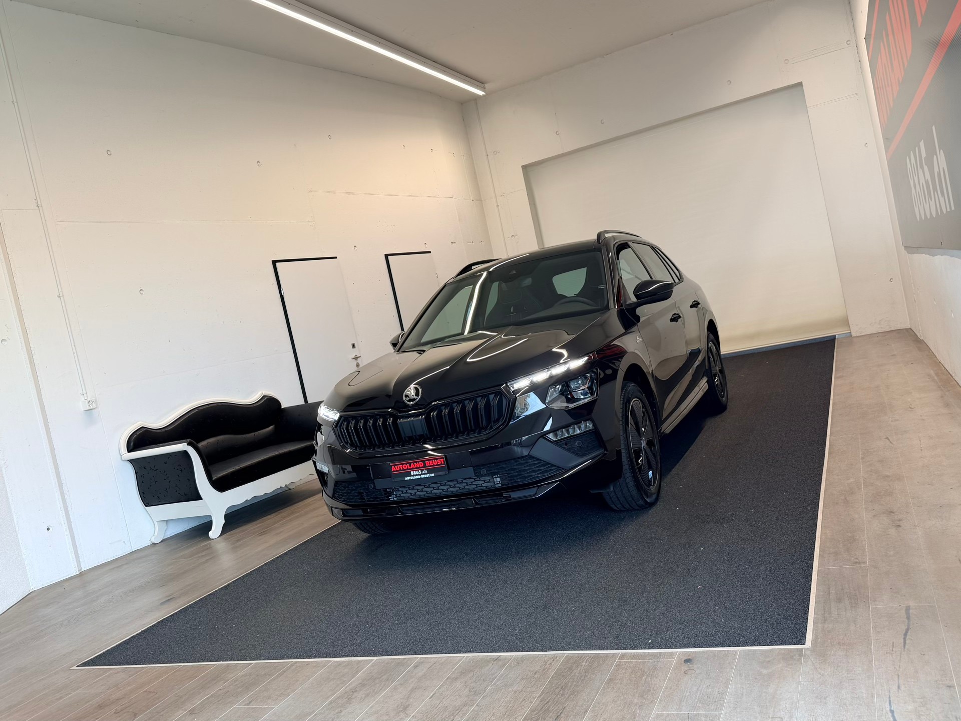 SKODA Kamiq 1.5 TSI Monte Carlo DSG-image-2
