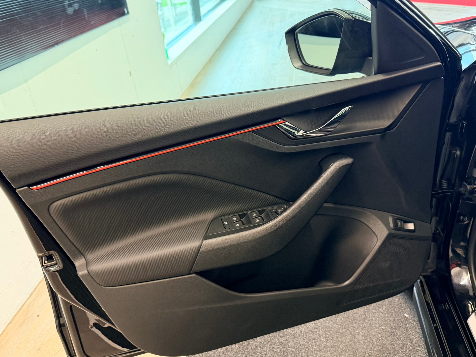 SKODA Kamiq 1.5 TSI Monte Carlo DSG-image-11