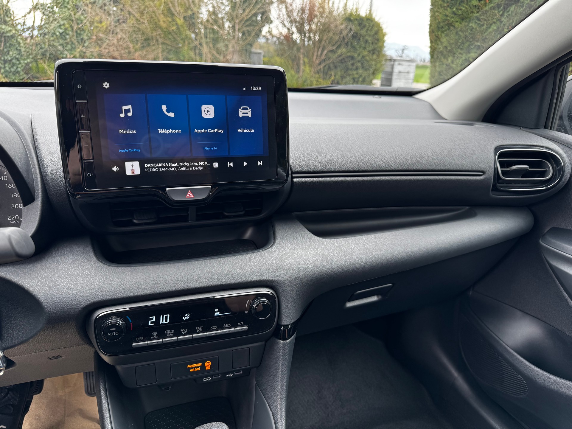 MAZDA 2 Hybrid Prime-line-image-12
