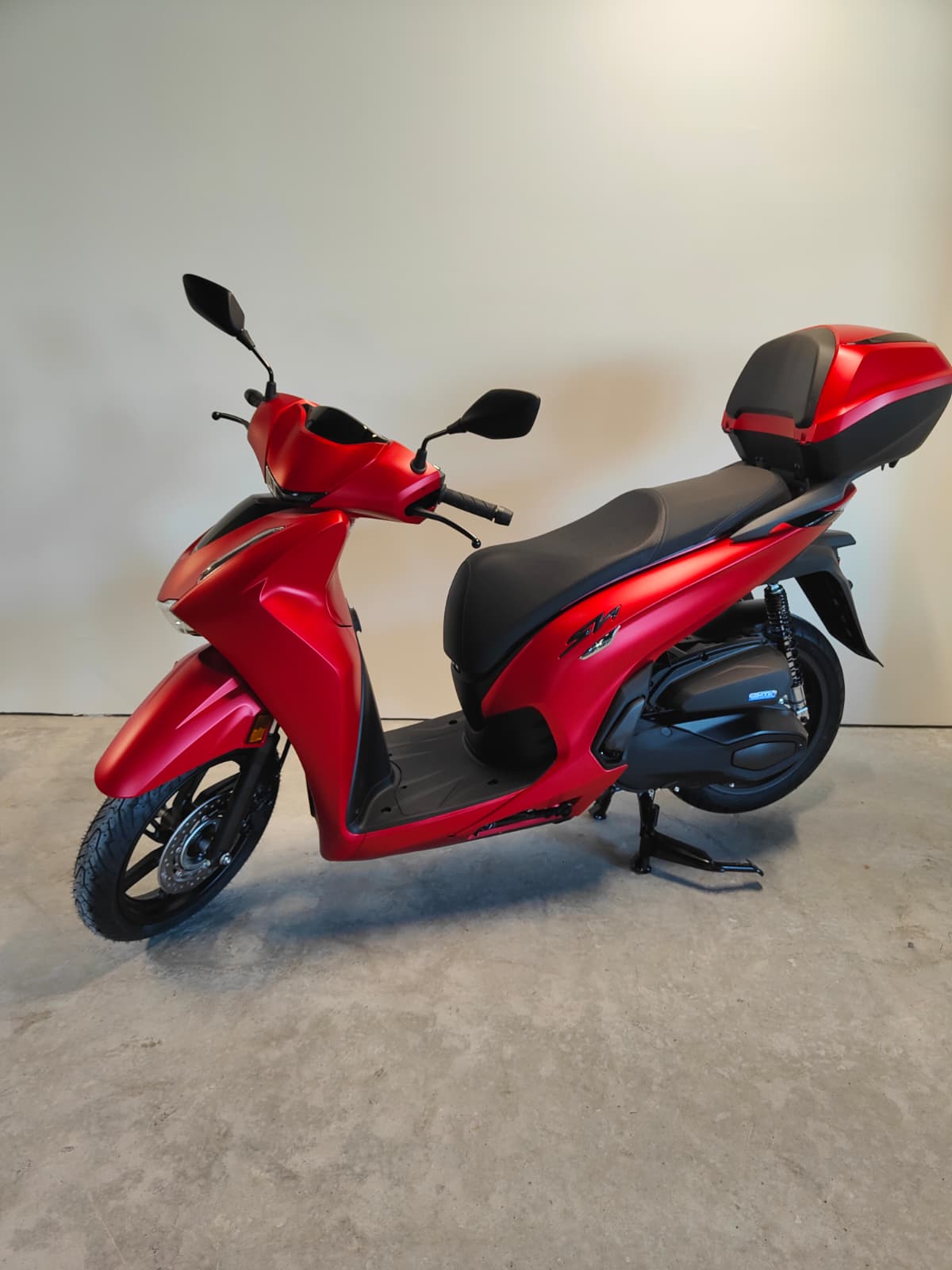 HONDA SH 350-showroom-element-2