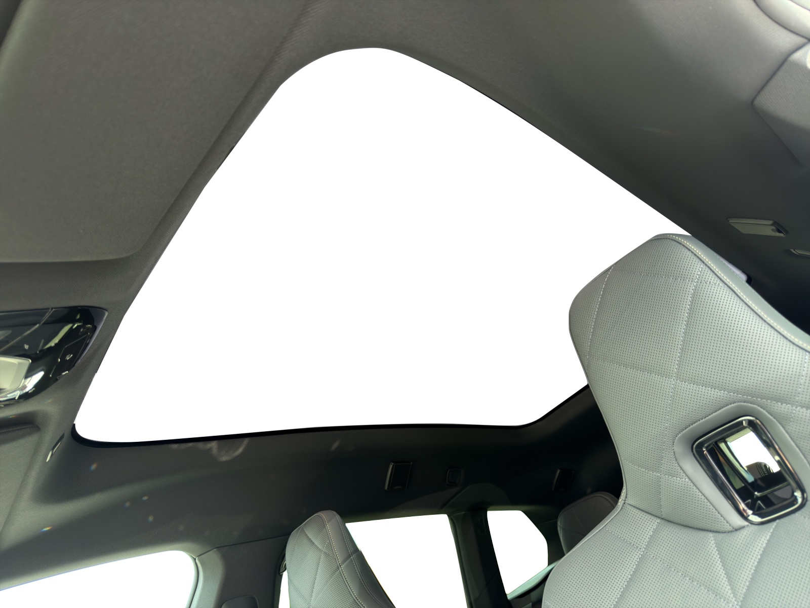 BMW iX xDrive60 M Sport Pro-image-21