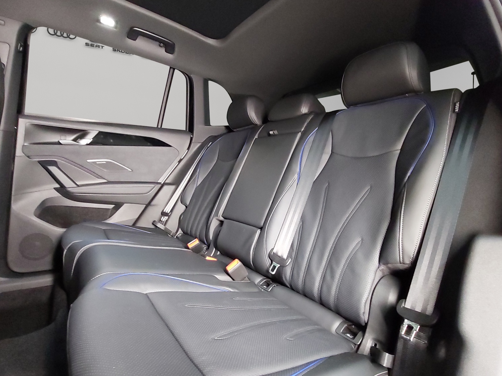 VW Tiguan 2.0 TSI DSG R-Line Plus 4Motion-image-8