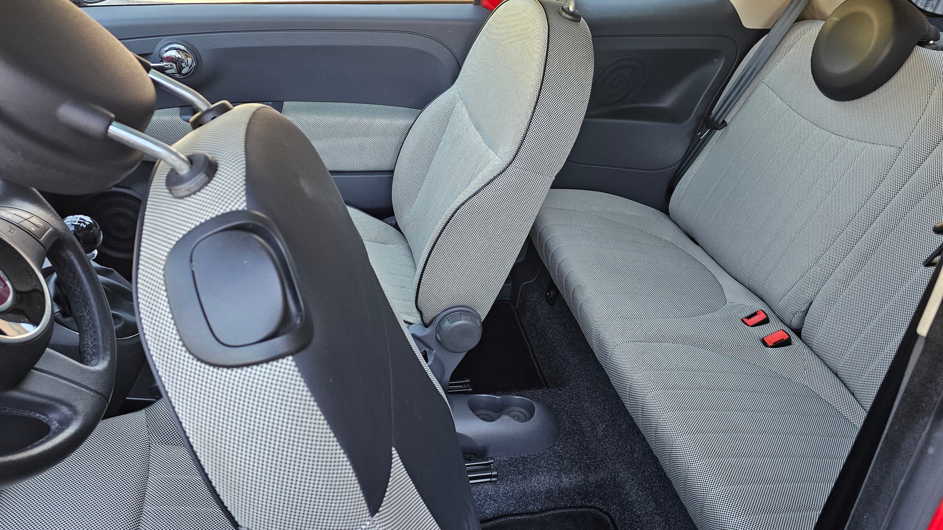 FIAT 500 1.2 Lounge-image-9