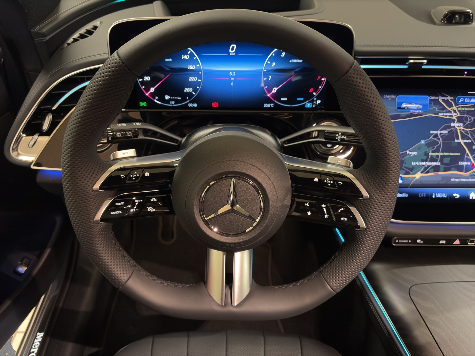 MERCEDES-BENZ E 200 4M Break-image-6