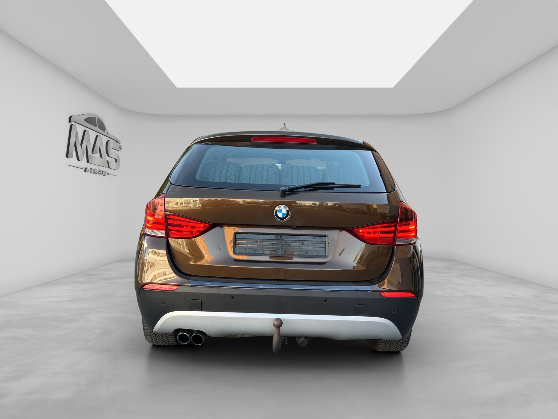 BMW X1 xDrive 28i Steptronic-image-4