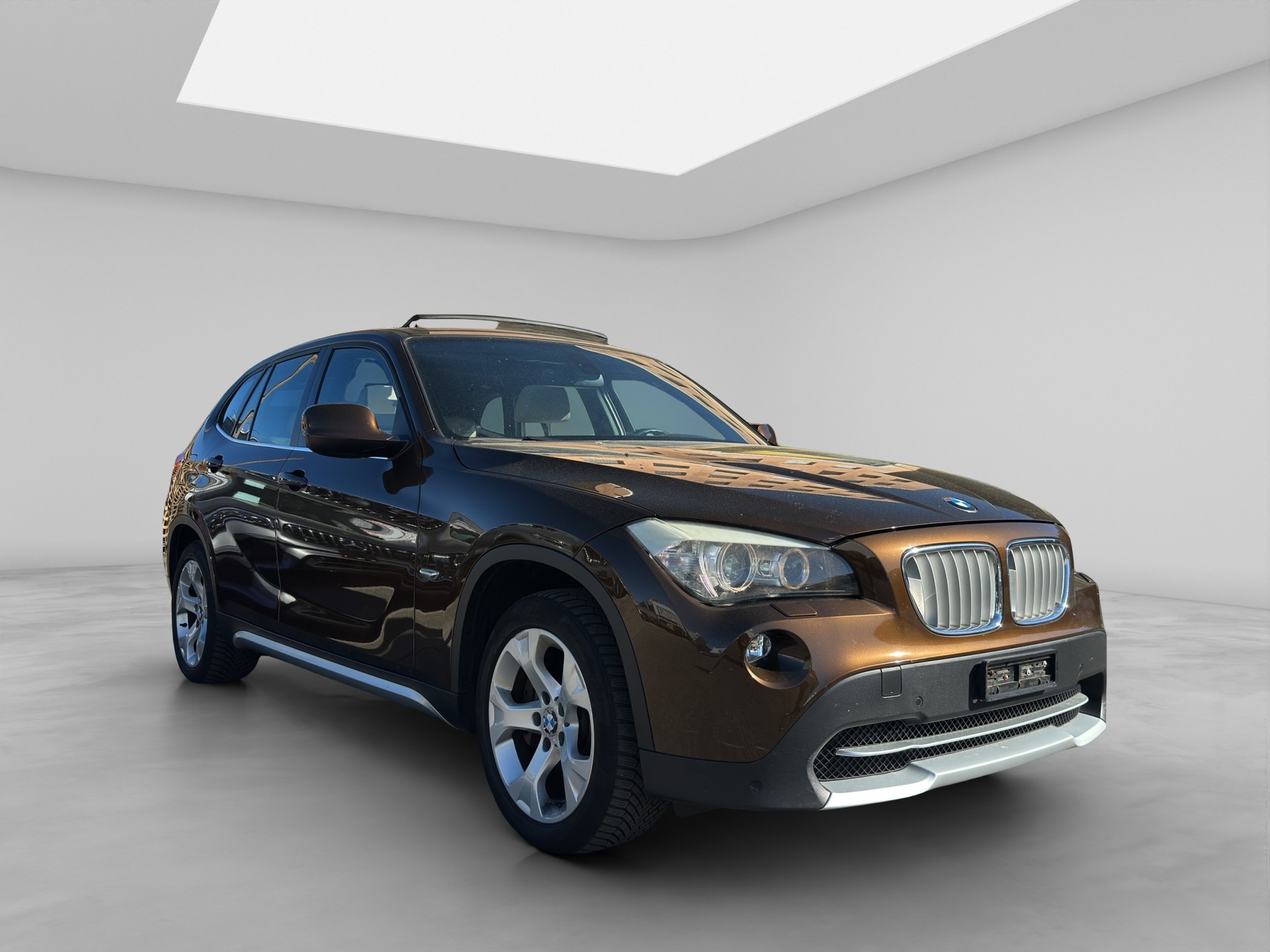 BMW X1 xDrive 28i Steptronic-image-7