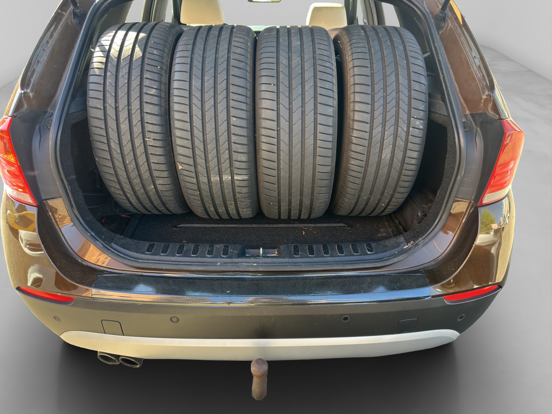 BMW X1 xDrive 28i Steptronic-image-12