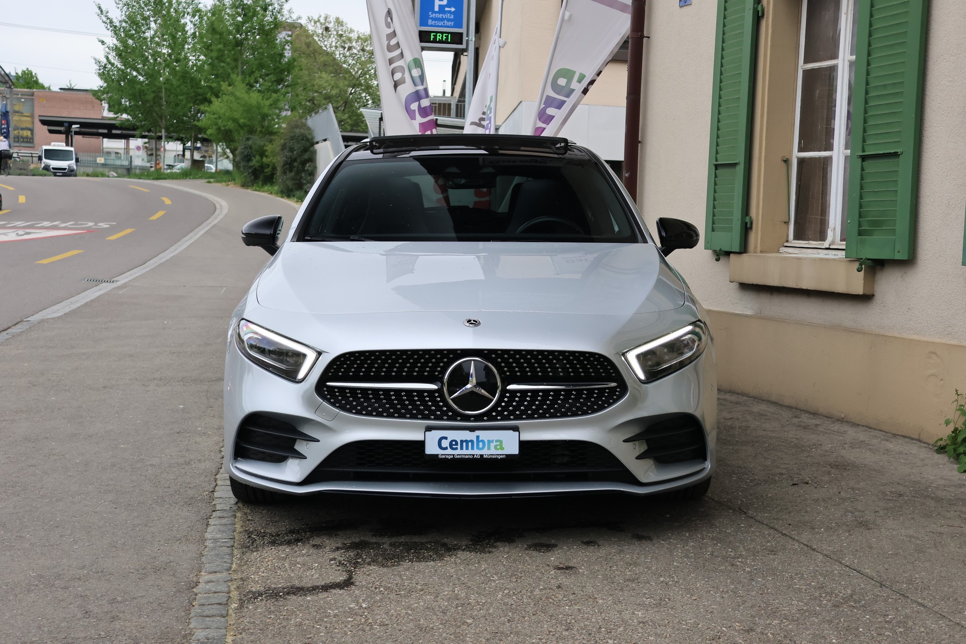 MERCEDES-BENZ A 200 4Matic AMG Line 8G-DCT (CH)-showroom-element-1