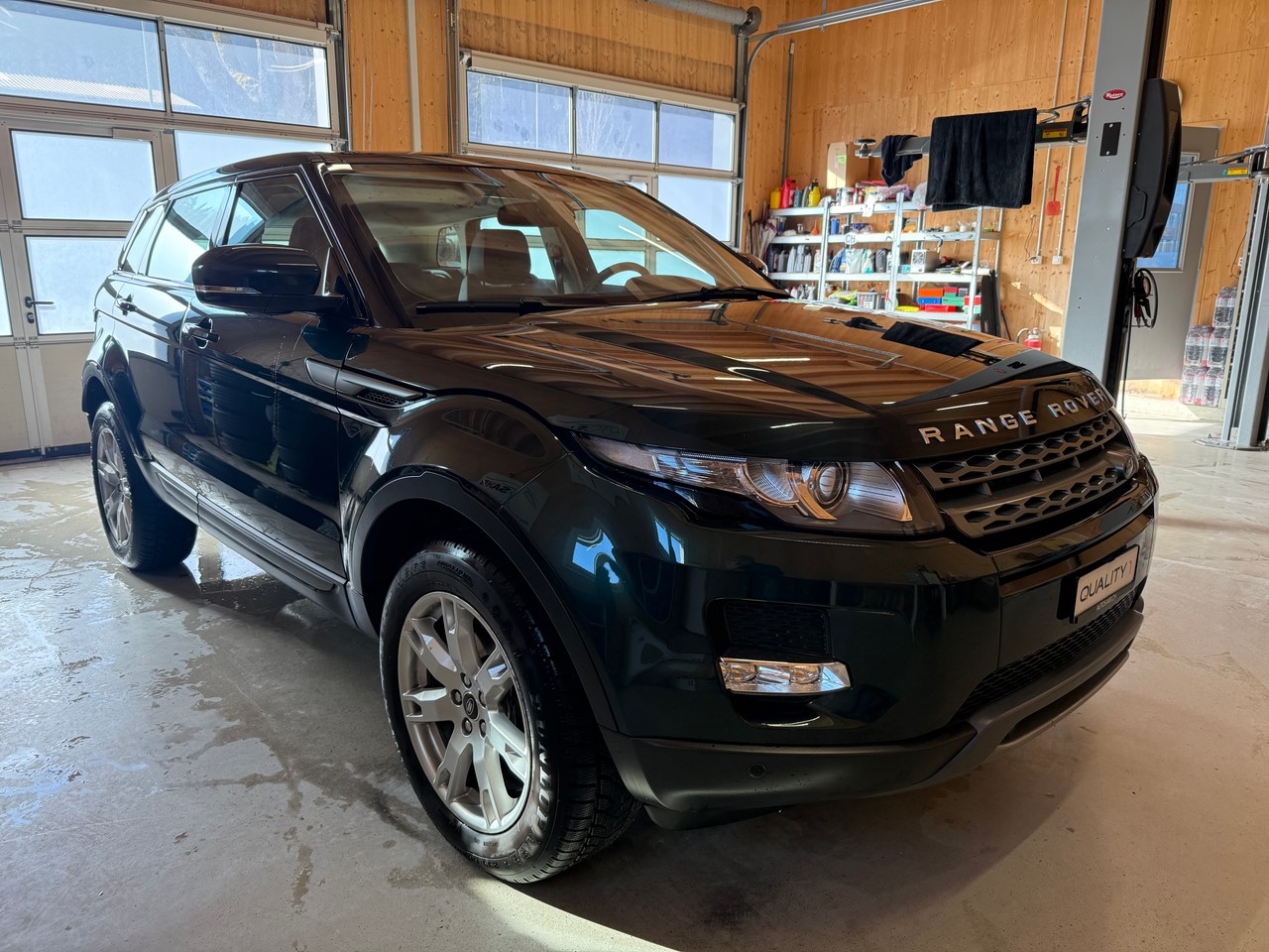 LAND ROVER Range Rover Evoque 2.2 TD4 Pure AT6-image-2