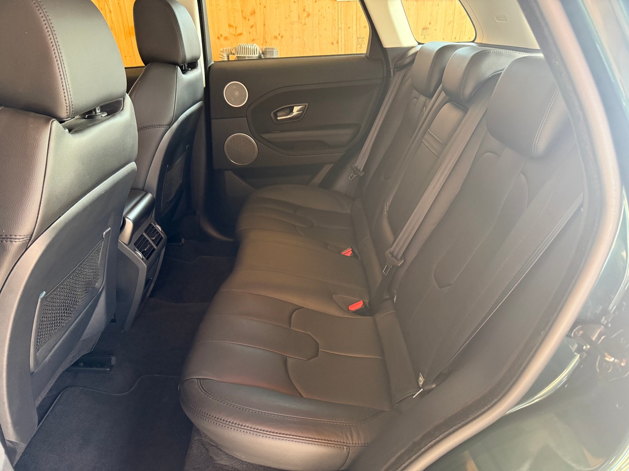 LAND ROVER Range Rover Evoque 2.2 TD4 Pure AT6-image-7
