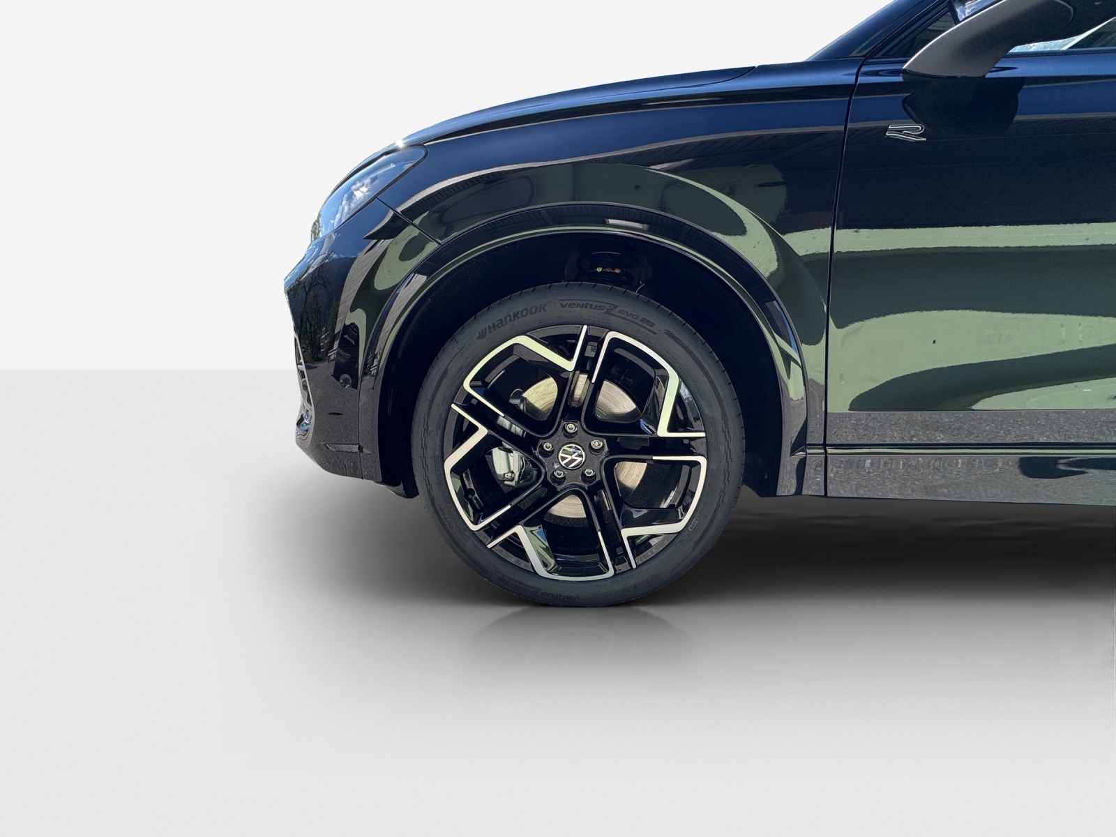 VW Tiguan 2.0 TSI DSG R-Line 4Motion-image-15