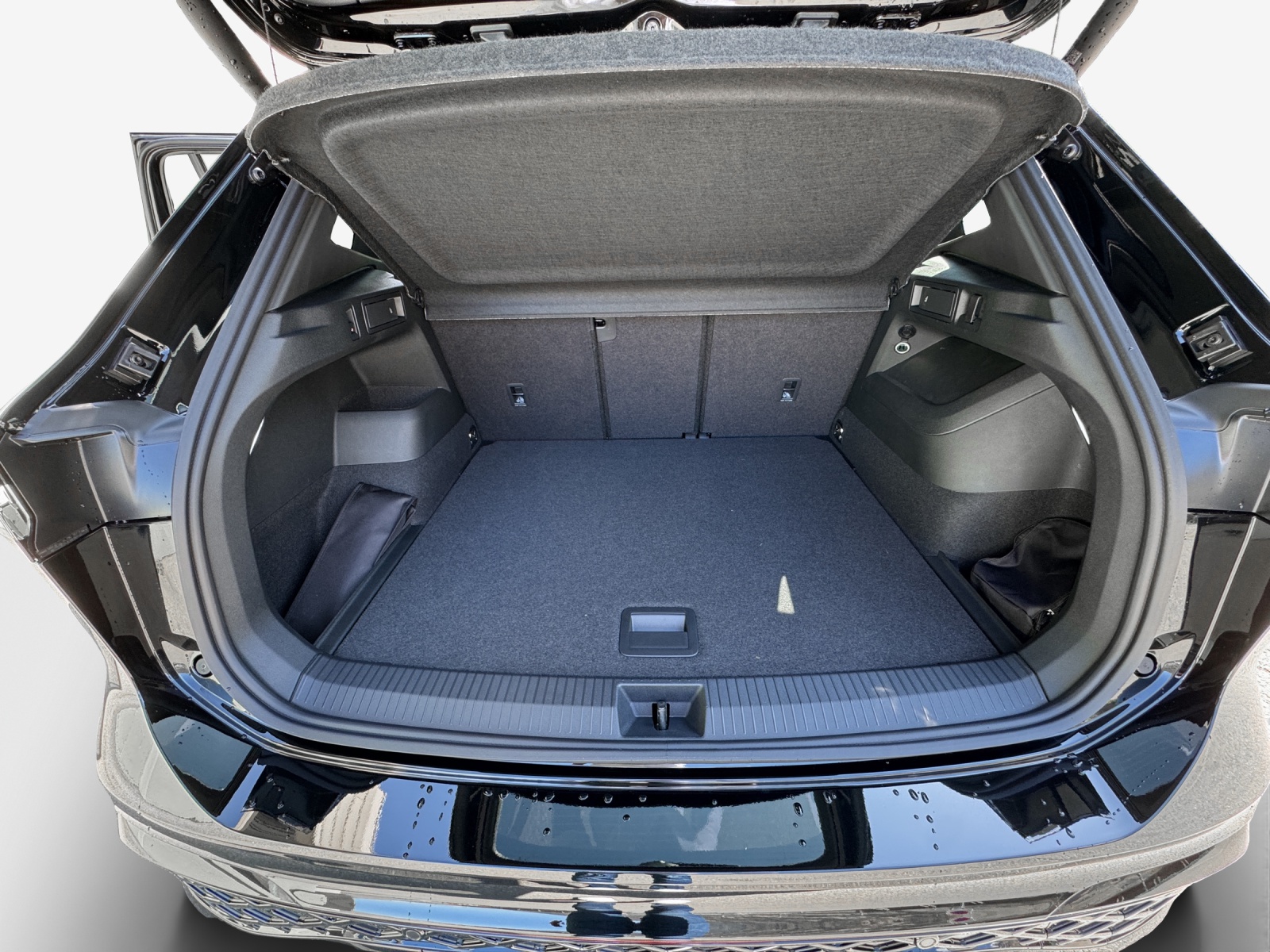 VW Tiguan 2.0 TSI DSG R-Line 4Motion-image-12