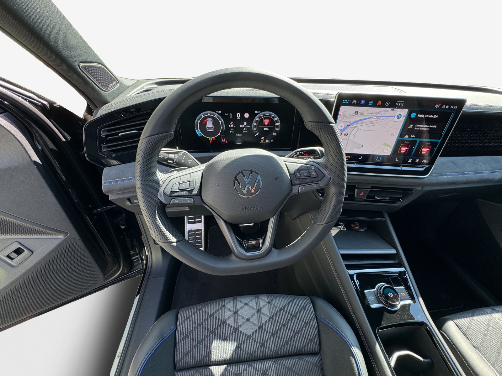 VW Tiguan 2.0 TSI DSG R-Line 4Motion-image-9