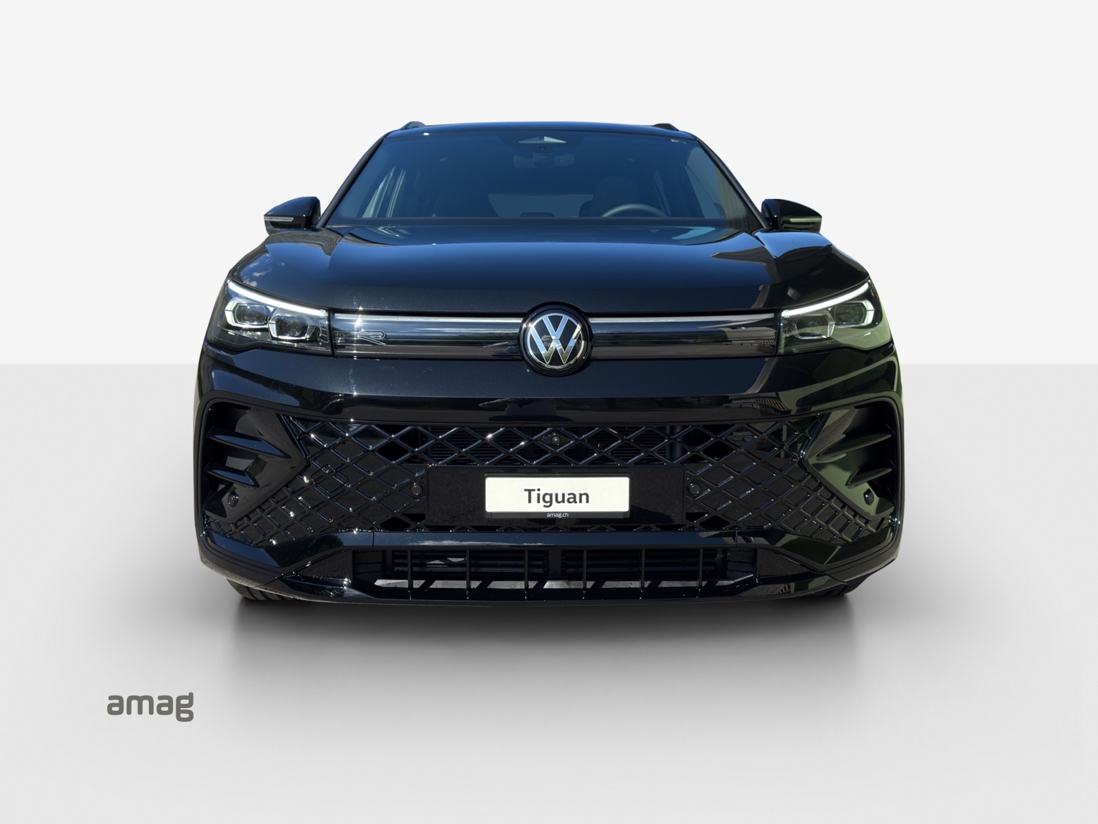 VW Tiguan 2.0 TSI DSG R-Line 4Motion-image-6