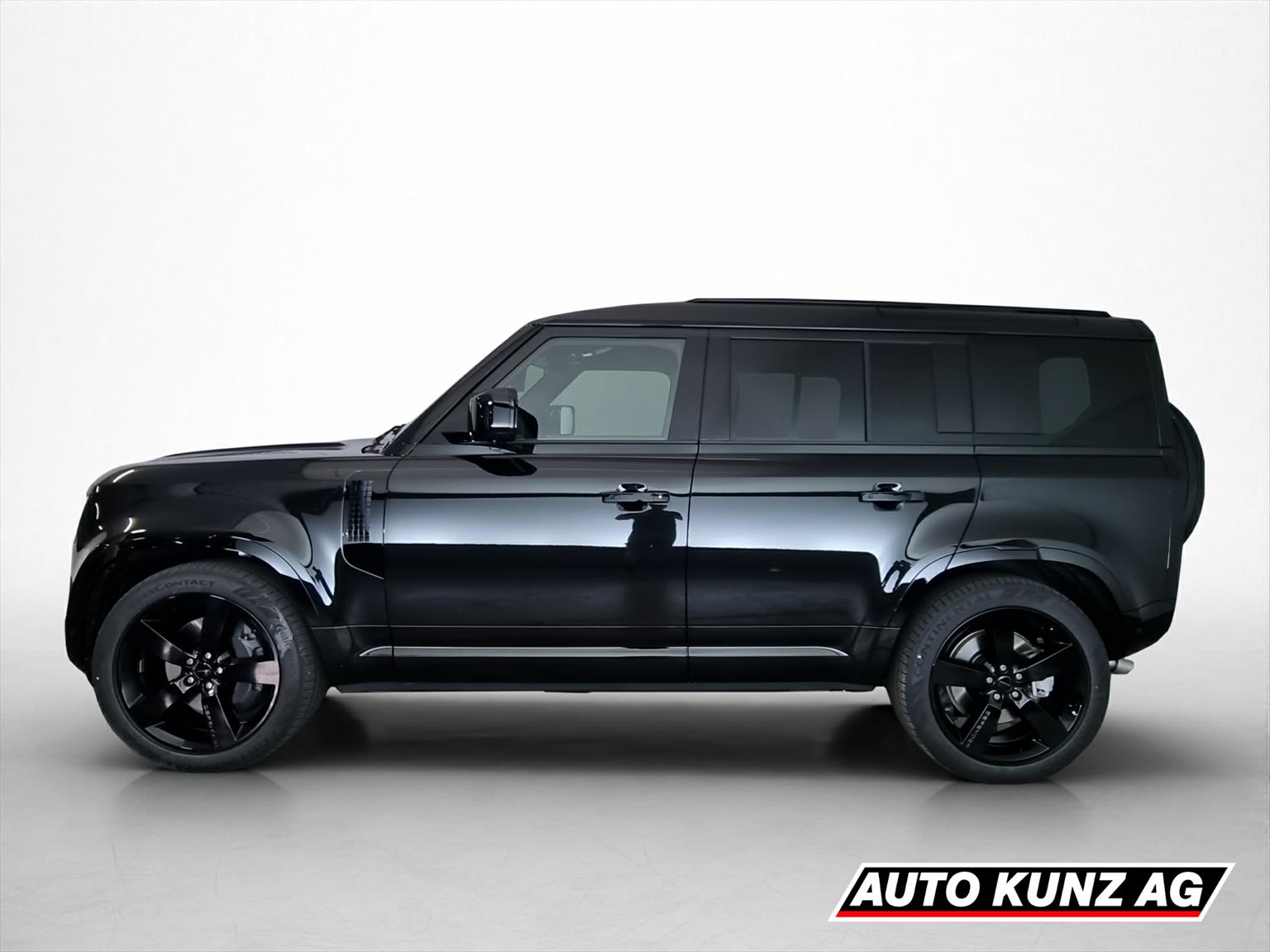 LAND ROVER Defender 110 X-Dynamic SE AWD-showroom-element-2