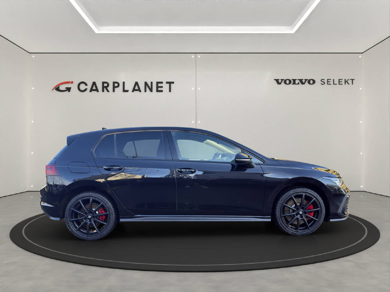VW Golf VIII 1.4 TSI PHEV GTE DSG .-image-2