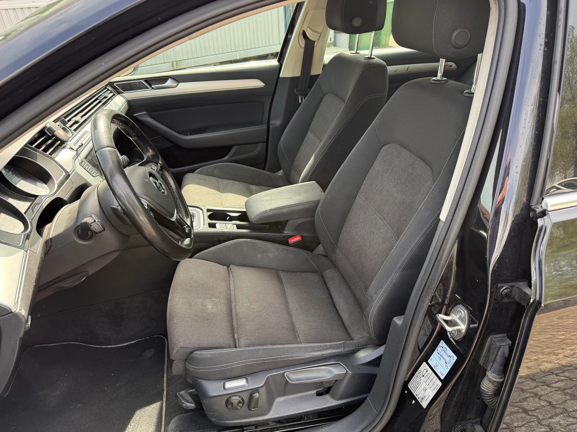 VW Passat Variant 2.0 TDI BMT Comfortline DSG-image-10