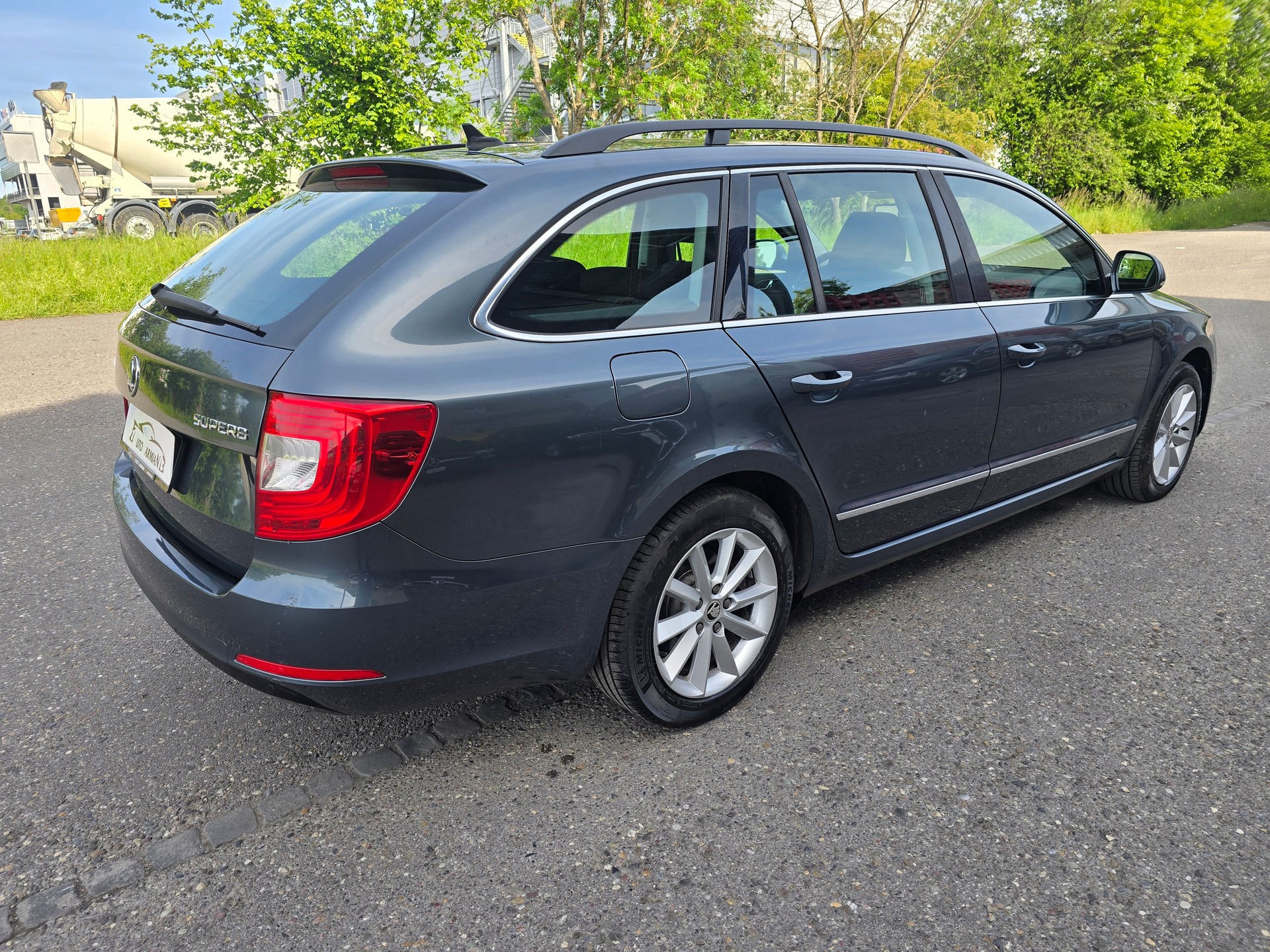 SKODA Superb Combi 1.8 TSI Elegance DSG-image-4