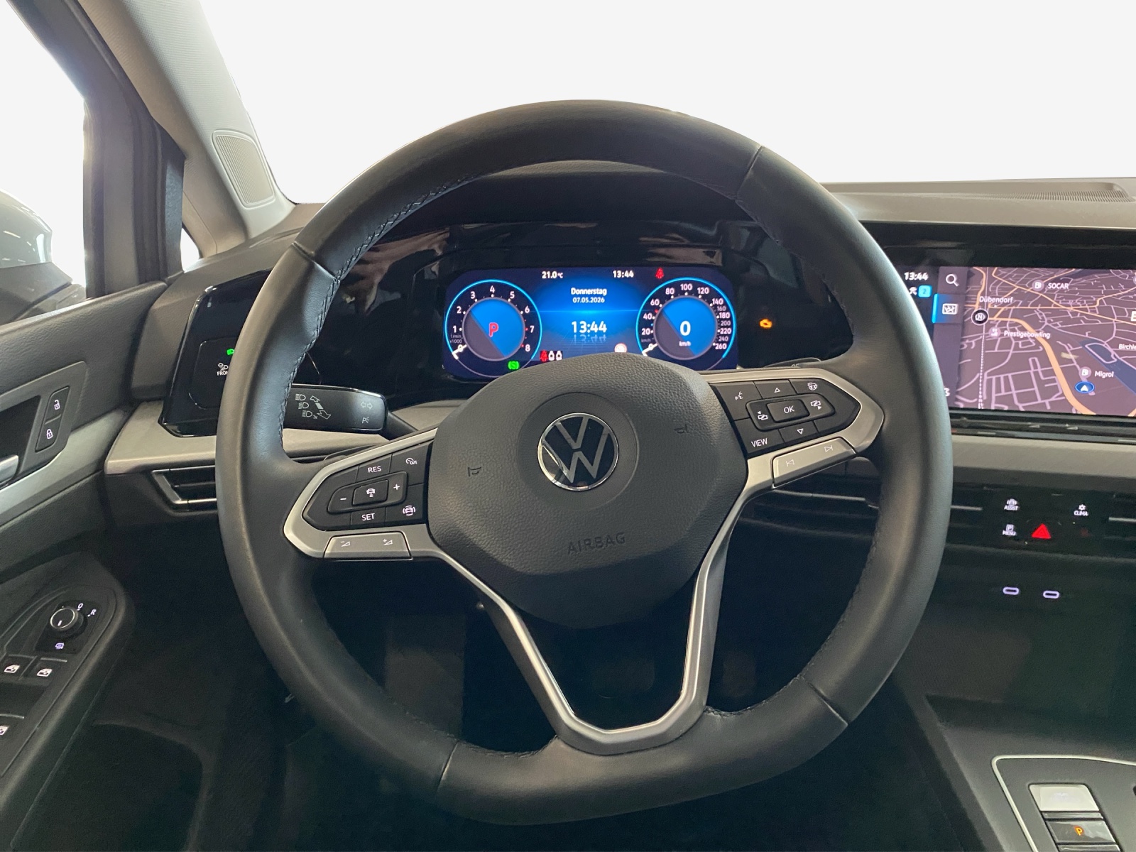VW Golf 1.5 e TSI ACT Life DSG-image-9