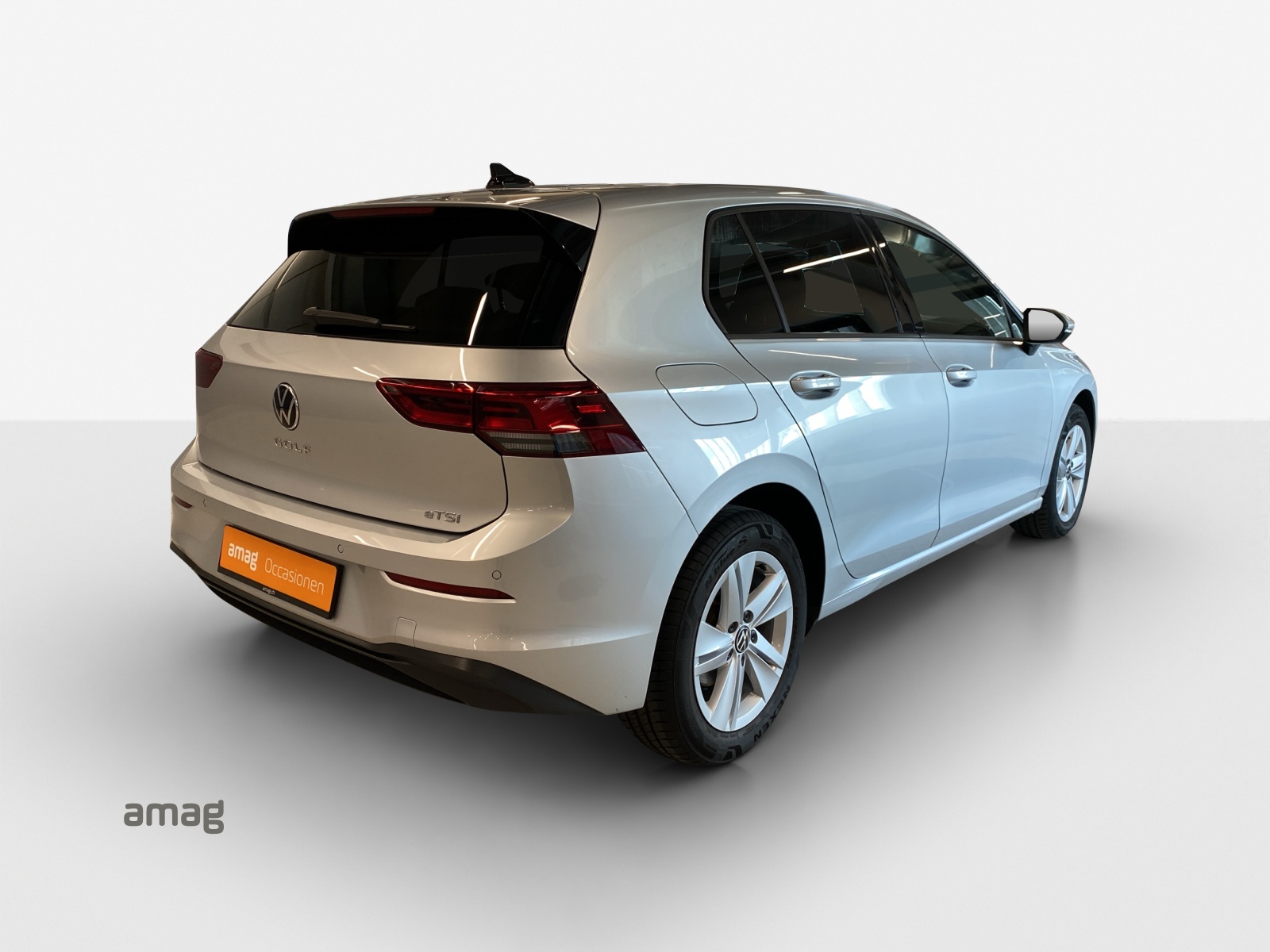 VW Golf 1.5 e TSI ACT Life DSG-image-4