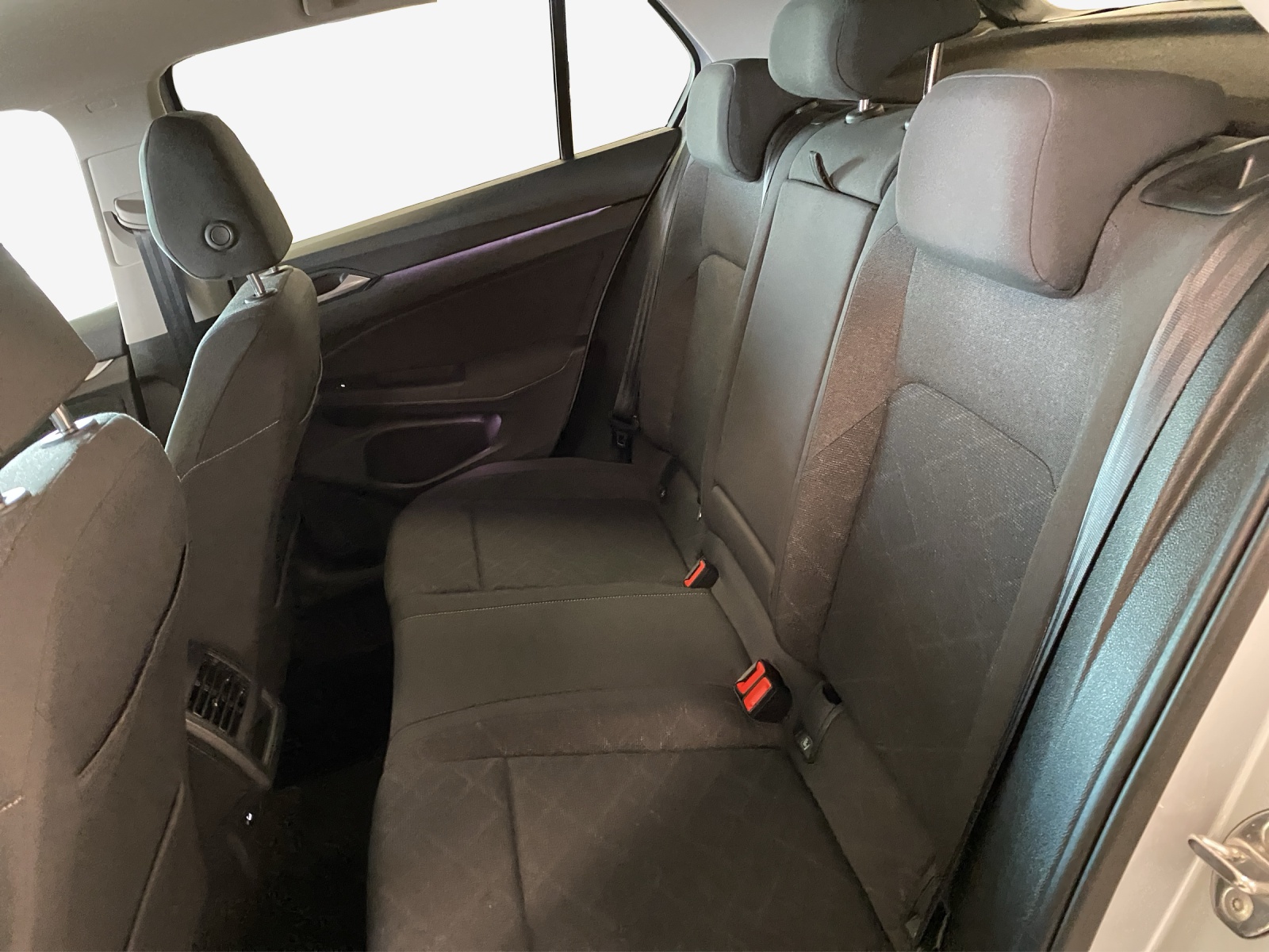 VW Golf 1.5 e TSI ACT Life DSG-image-11