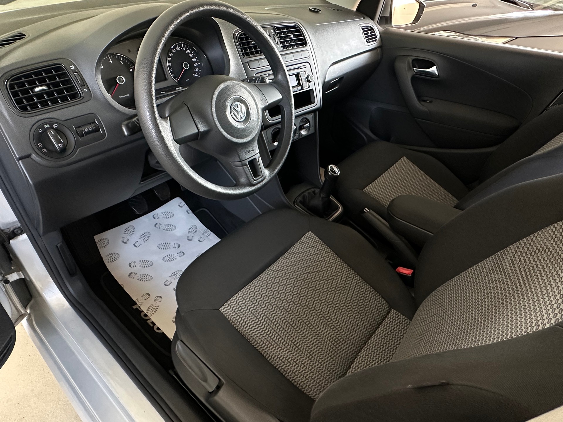 VW Polo 1.2 6V Trendline-image-17