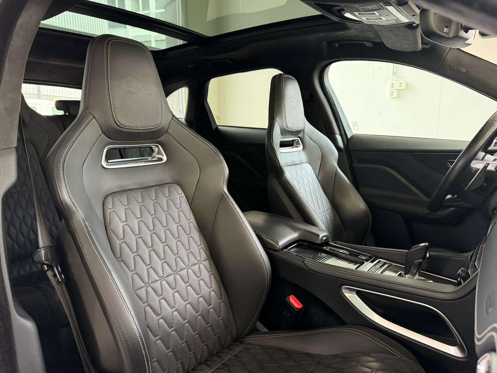 JAGUAR F-Pace 5.0 V8 SVR AWD Automatik-image-7