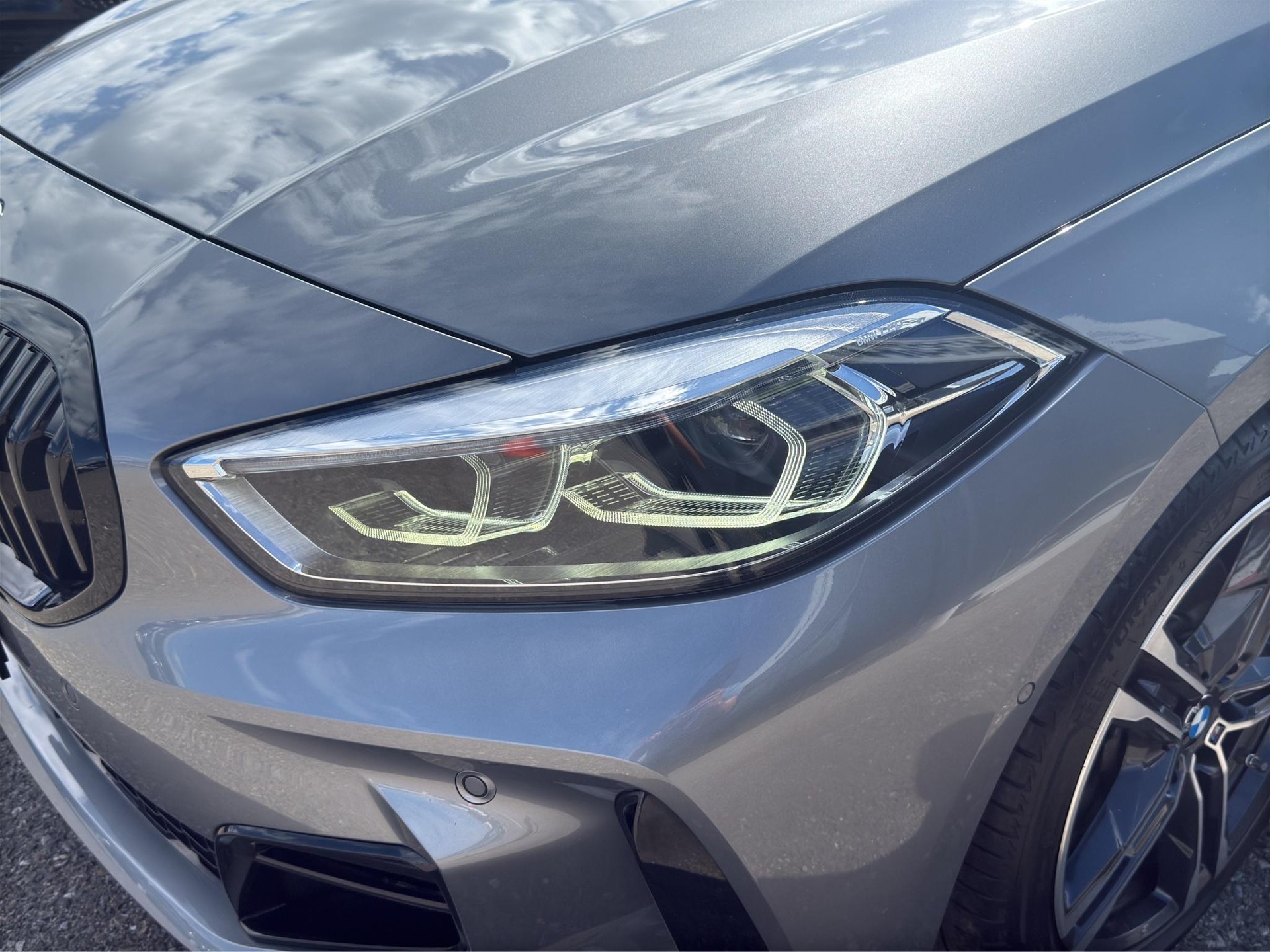 BMW 118d M Sport Steptronic-showroom-element-1