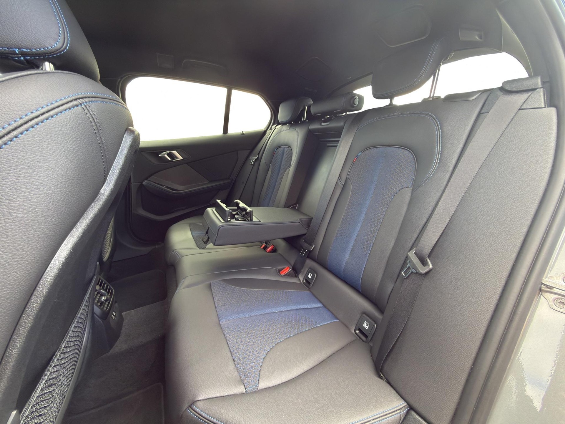 BMW 118d M Sport Steptronic-image-21