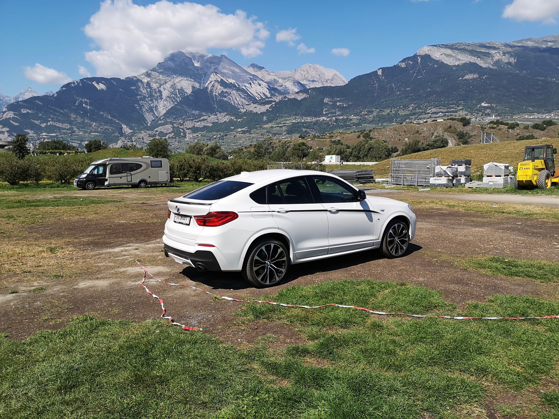 BMW M40i-image-5