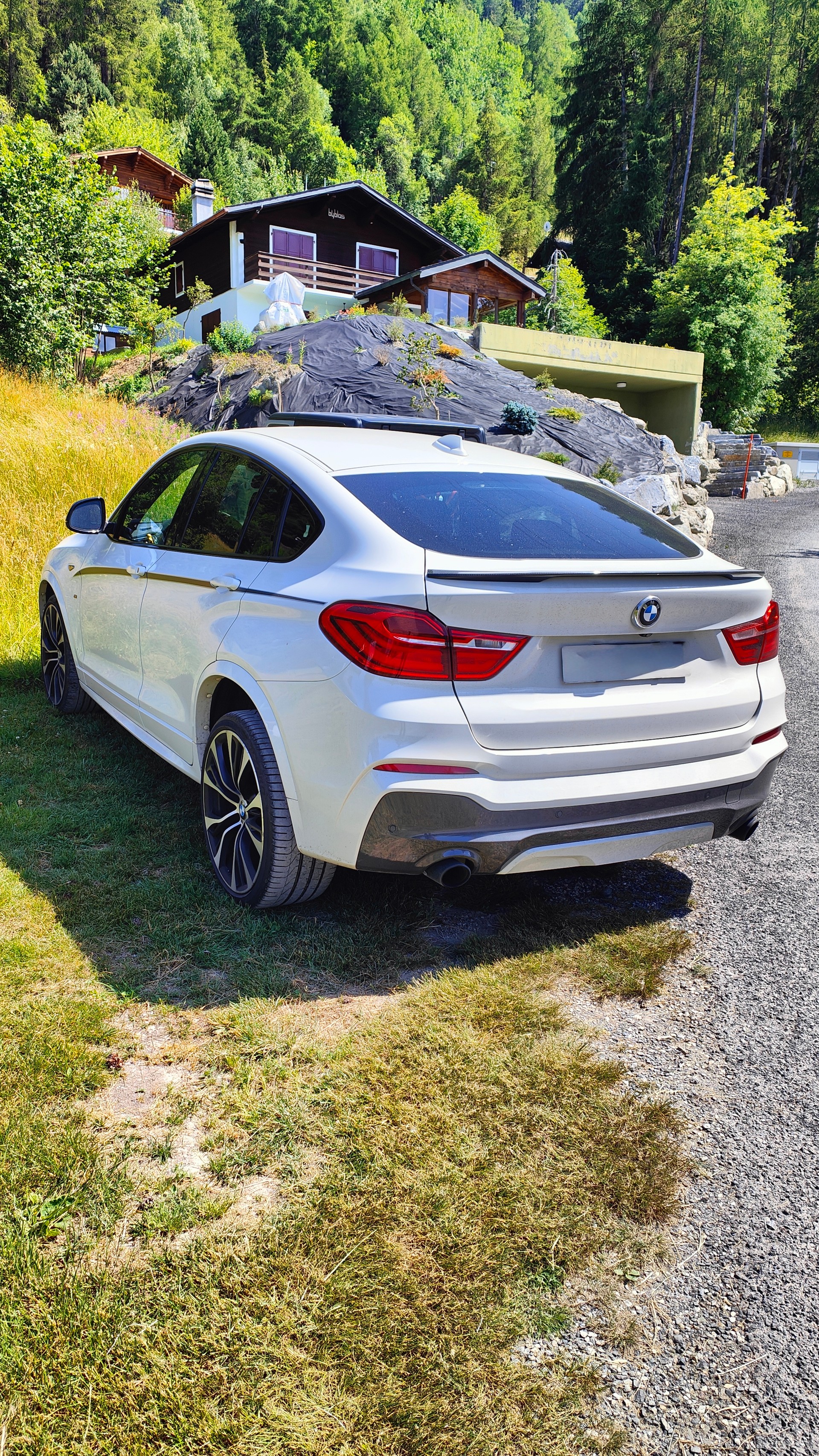 BMW M40i-image-6