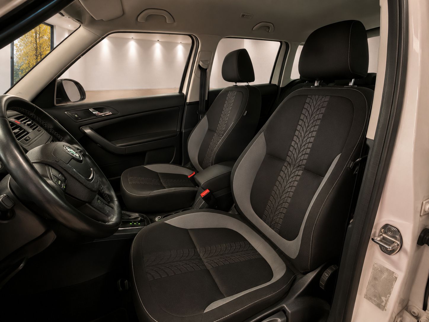 SKODA Yeti 1.8 TSI Ambition 4x4 DSG-image-7