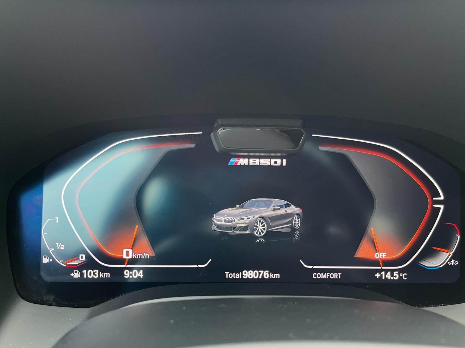 BMW M850i xDrive Coupé-image-10
