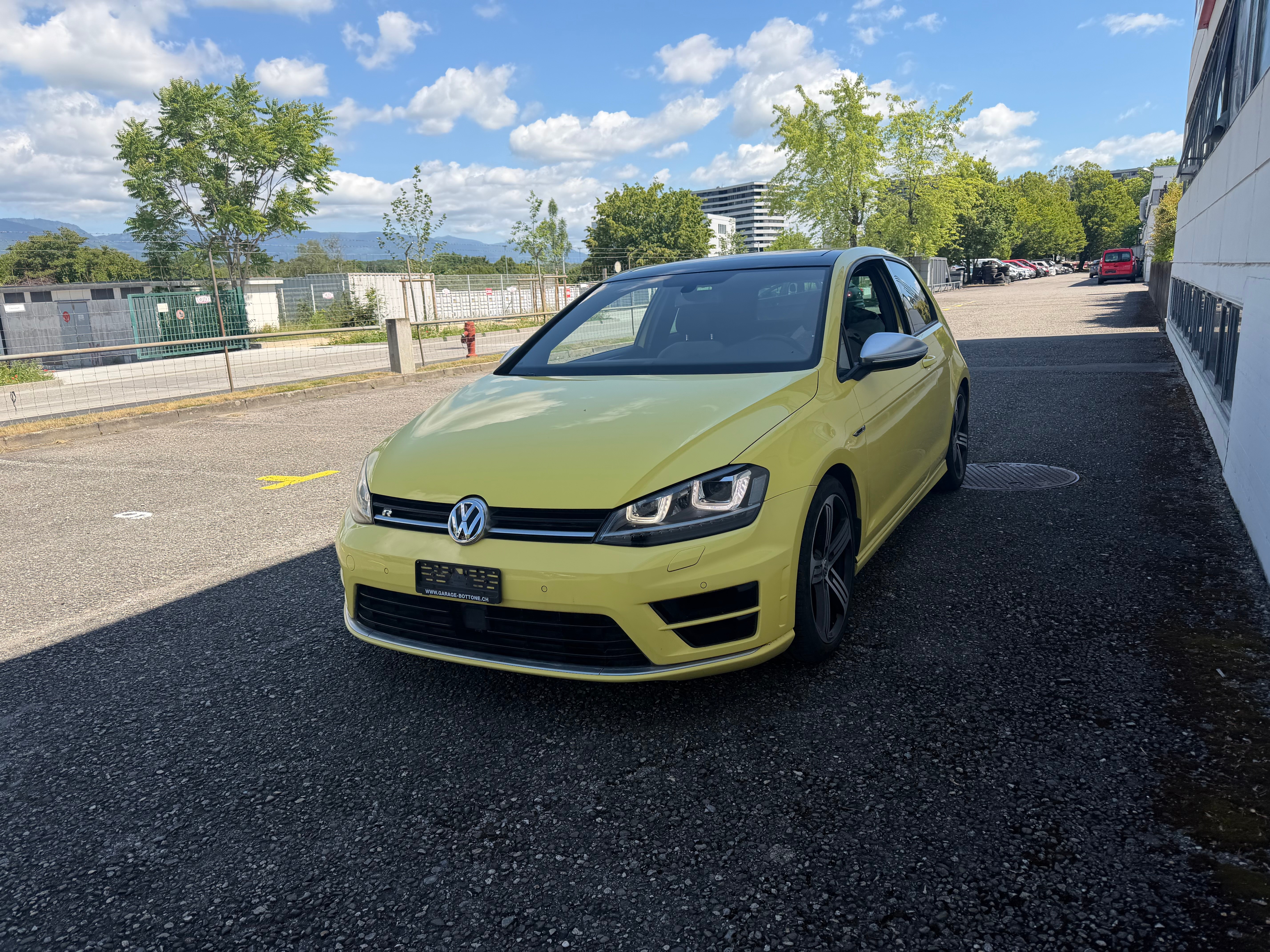 Car photo