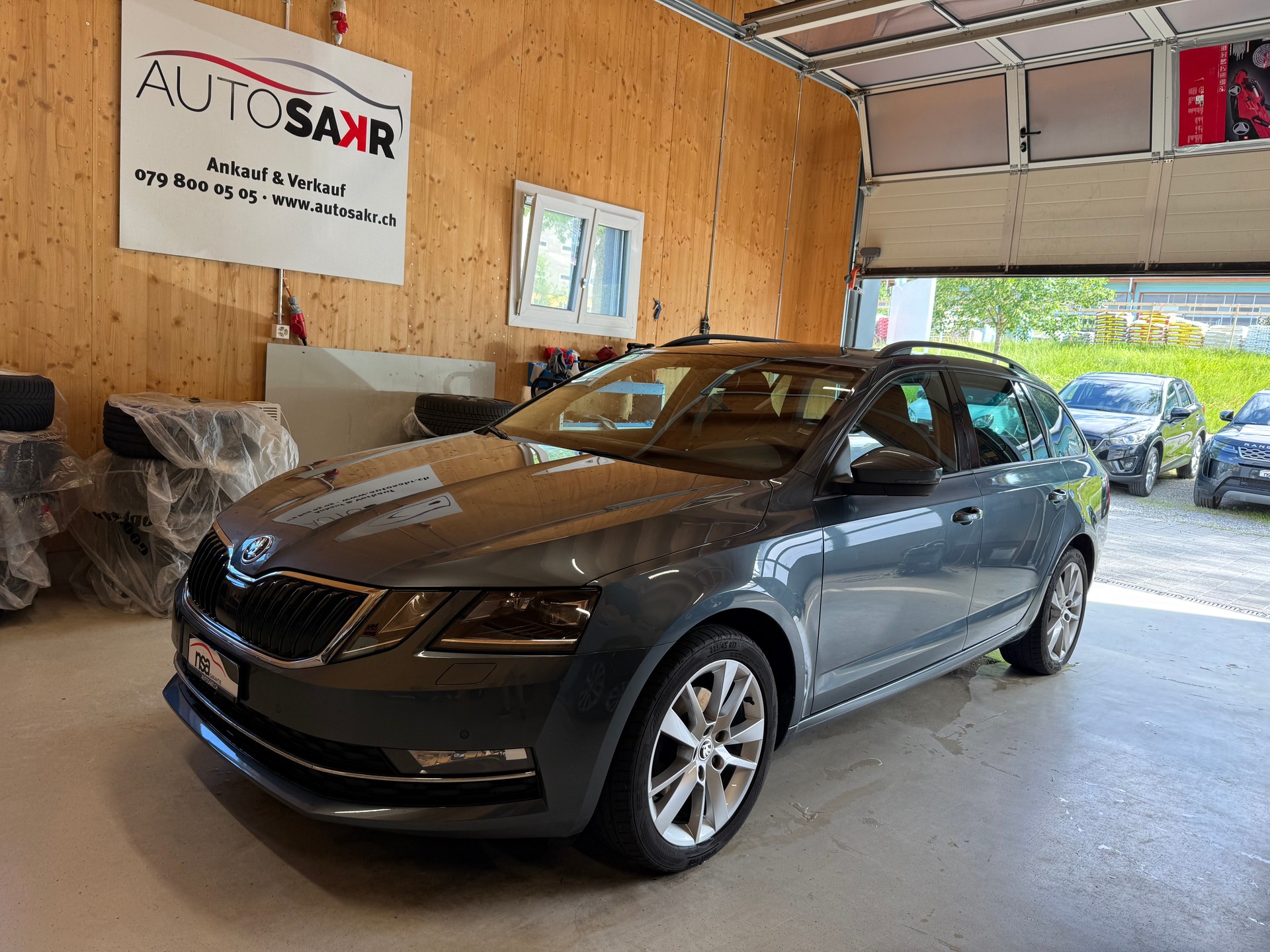 SKODA Octavia Combi 1.4 TSI Style-image-0